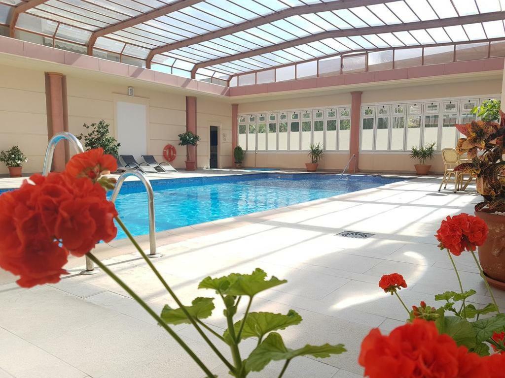 Atico Deluxe Entre Centro Y Playa Salinas Con Terraza, Wifi, Piscina Climatizada, Gym, Sauna Y Garaje -Smart Tv Roquetas de Mar Kültér fotó